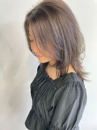 ミディアム カラー マエダ リョウのヘアスタイル