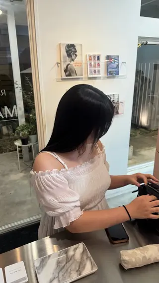 ロング カラー Tsukasa/ ハイトーン/寒色のヘアスタイル