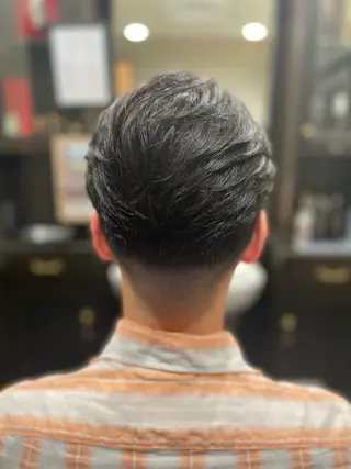ミディアム 前谷 隆太のヘアスタイル