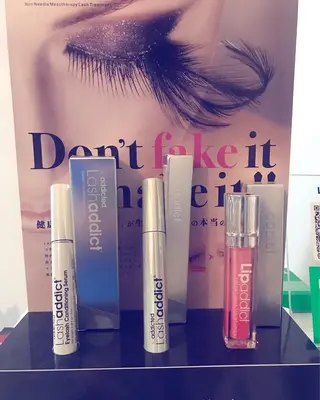 マツエク・マツパ エステ.まつげ.小顔 眉毛.プラズマ.脱毛のマツエク・マツパデザイン