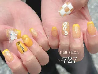 ネイル 727 nailのネイルデザイン