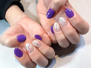 ネイル iiloo aromaworksのネイルデザイン