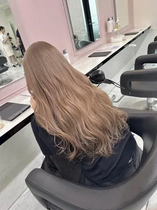 カラー 🍀暗め透け感🍀 赤み消しカラー🍀のヘアスタイル