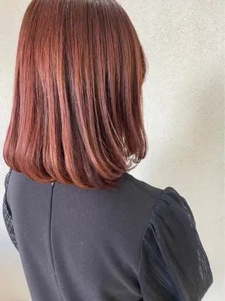 ミディアム カラー 松下 由恵のヘアスタイル