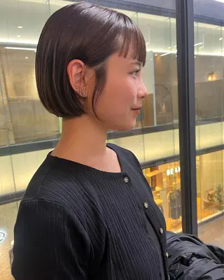 ショート カラー 細川 夕利亜のヘアスタイル