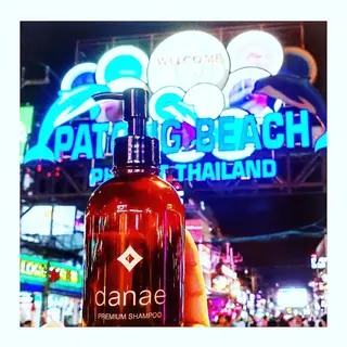 セミロング カラー 髪の病院ルーミールーム所属・髪の病院  ルーミールームのヘアスタイル