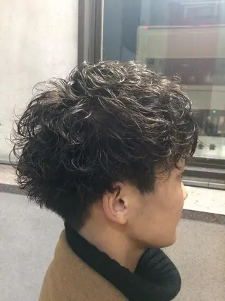 カラー パーマ メンズ メンズパーマの巨匠 鈴木純のヘアスタイル