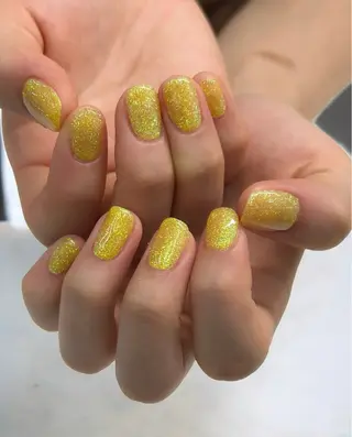 ミディアム MAXKELLY KAORIのネイルデザイン