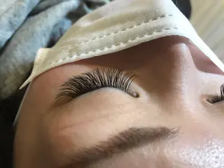 マツエク・マツパ eye.Rizm所属・eye.Rizm 銀座のマツエク・マツパデザイン