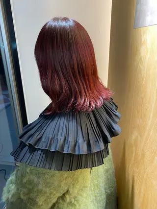 カラー ササノ セナのヘアスタイル