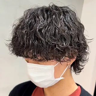 パーマ メンズ fifth TOKYO所属・fifth 新谷 來のヘアスタイル