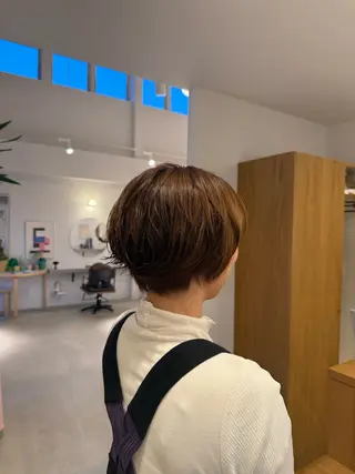 ショート カラー BELLEEQUIPE所属・山口 ゆいのヘアスタイル