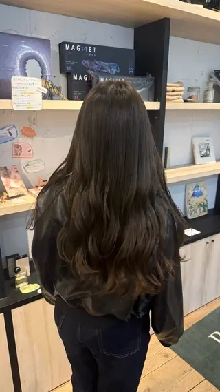 ロング Toy(s)Factory所属・茨木市サロン amiのヘアスタイル