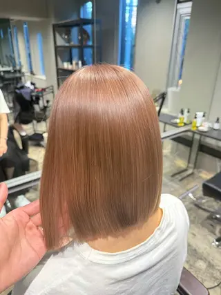 ショート カラー ROIS渋谷【ロイス】所属・高橋大樹/ブリーチ/ ハイトーン/艶カラーのヘアスタイル