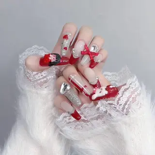 ネイル LAUR Natsukiのネイルデザイン