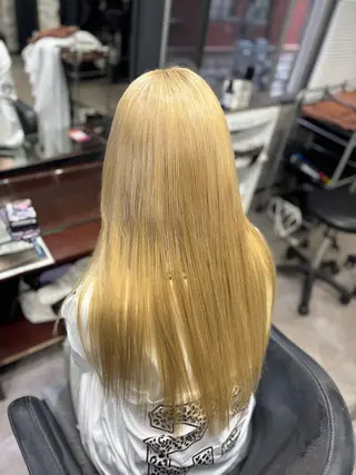 ロング しおり ★のヘアスタイル