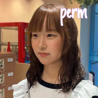 ミディアム パーマ CYAN.栄店所属・パーマ/髪質改善 【榎本千夏】のヘアスタイル