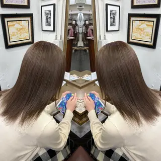 ミディアム カラー レイヤー/ボブ/ ミニボブ/AOIのヘアスタイル