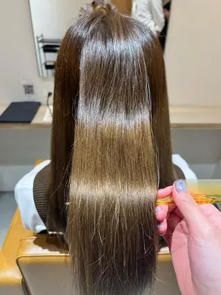 ロング 前田 美桜のヘアスタイル