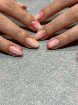 ネイル kiii.__ ✴︎*のネイルデザイン