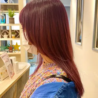 セミロング カラー ANNA /艶髪/ハイトーンのヘアスタイル