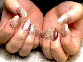 ネイル La vie mi nailニュアンスのネイルデザイン
