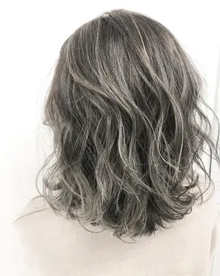 ミディアム 髪質改善カットカラー 小岩🌈くぼのヘアスタイル