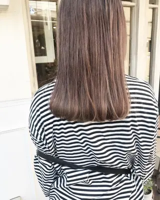 セミロング Musiiik hairのヘアスタイル