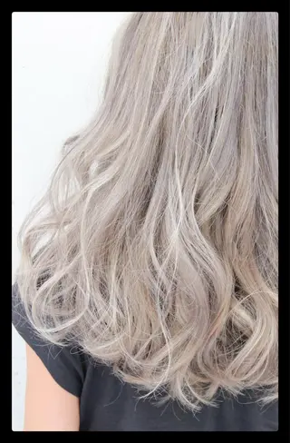 カラー moku所属・【mokuオーナー】 ちはるのヘアスタイル