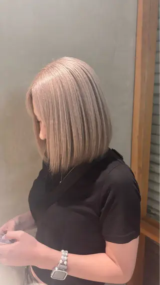 カラー 河合 愛実のヘアスタイル