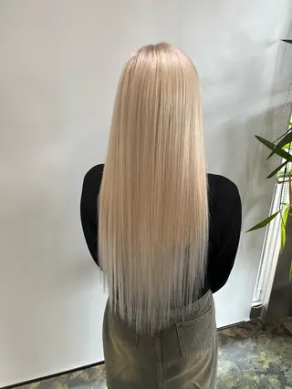 ミディアム 野村 奈里亜のヘアスタイル