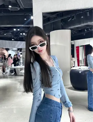 ロング 海野翔吾🇨🇳 ワンホンレイヤーのヘアスタイル