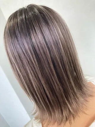 ミディアム カラー ブリーチ毛縮毛矯正 👑山口のヘアスタイル