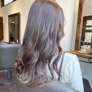 ロング カラー roost 優のヘアスタイル