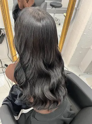 カラー REAL【レアル】所属・グレージュ/透け感 カラー/透明感カラーのヘアスタイル