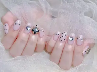 ネイル KIMI 🐰のネイルデザイン