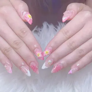 ネイル anh nail anne🤍のネイルデザイン