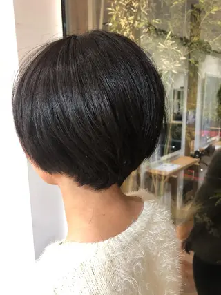 ショート 細沼 葵のヘアスタイル