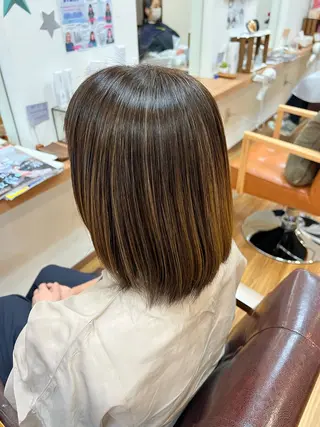 ミディアム カラー STORY／ MAOのヘアスタイル