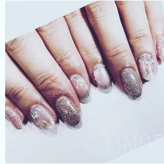 ネイル 園 寛子 （ネイリスト）のネイルデザイン