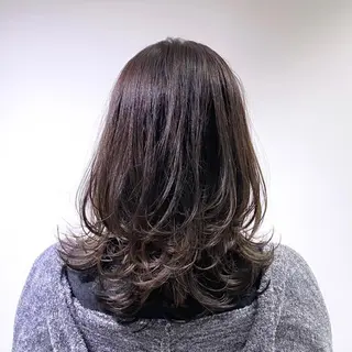 セミロング 圧倒的満足度NO.1 佐藤まさたかのヘアスタイル