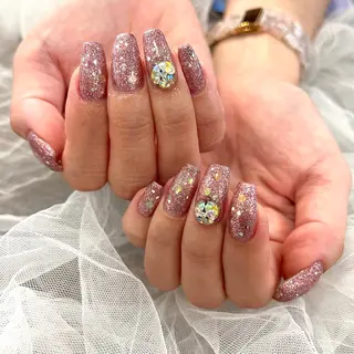 ネイル Cleo伏見店🌿 Momokaのネイルデザイン