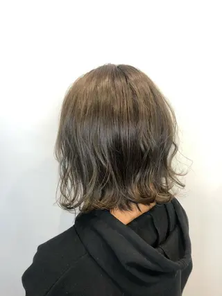 カラー 石毛 ひかるのヘアスタイル