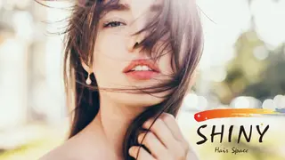 セミロング SHINY シャイニー千住大橋のヘアスタイル