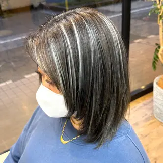 ショート カラー Cure2所属・🌈白いハイライト 🌈 🐶ノザワ🐶のヘアスタイル