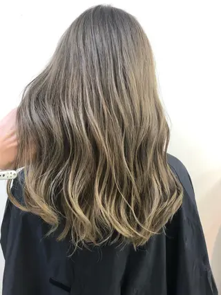 ロング カラー職人/上川原 雄飛のヘアスタイル