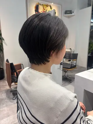 ショート カラー ヘアアレンジ マエダ アズミ🌱のヘアスタイル