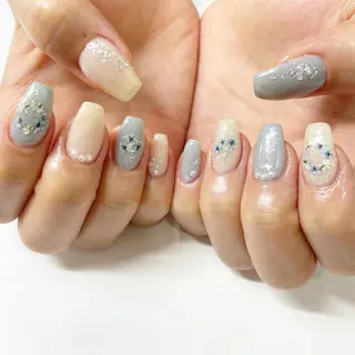 ネイル Minami 🍓のネイルデザイン