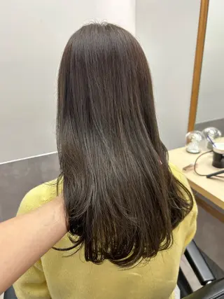 ロング カラー GO TODAY SHAiRE SALON所属・SAKINO． ベージュカラーのヘアスタイル