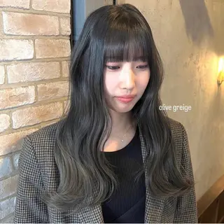 ロング カラー パーマ ヘアアレンジ 前川 朋香のヘアスタイル